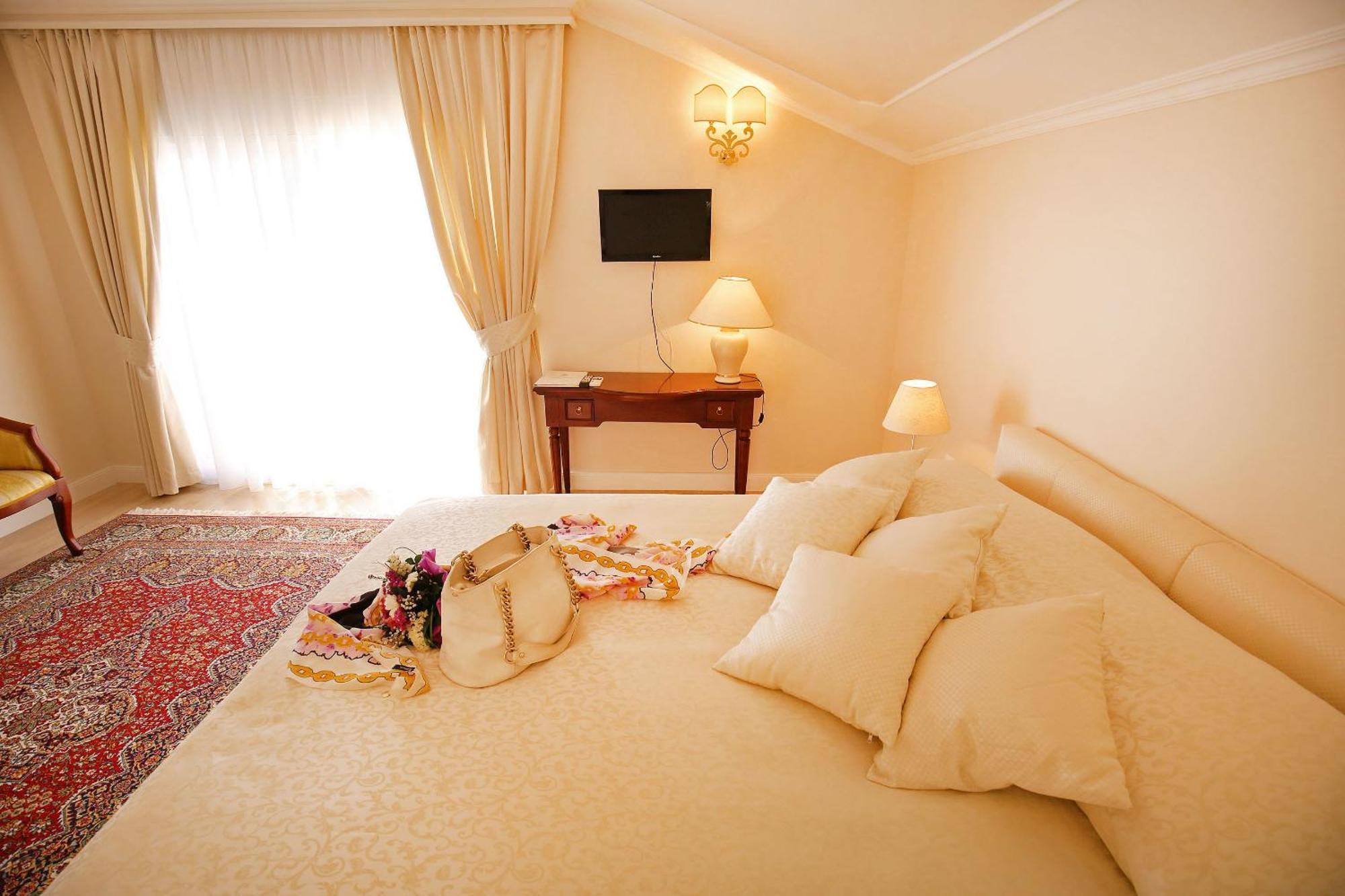 Superior Double Room Balcony Sea View