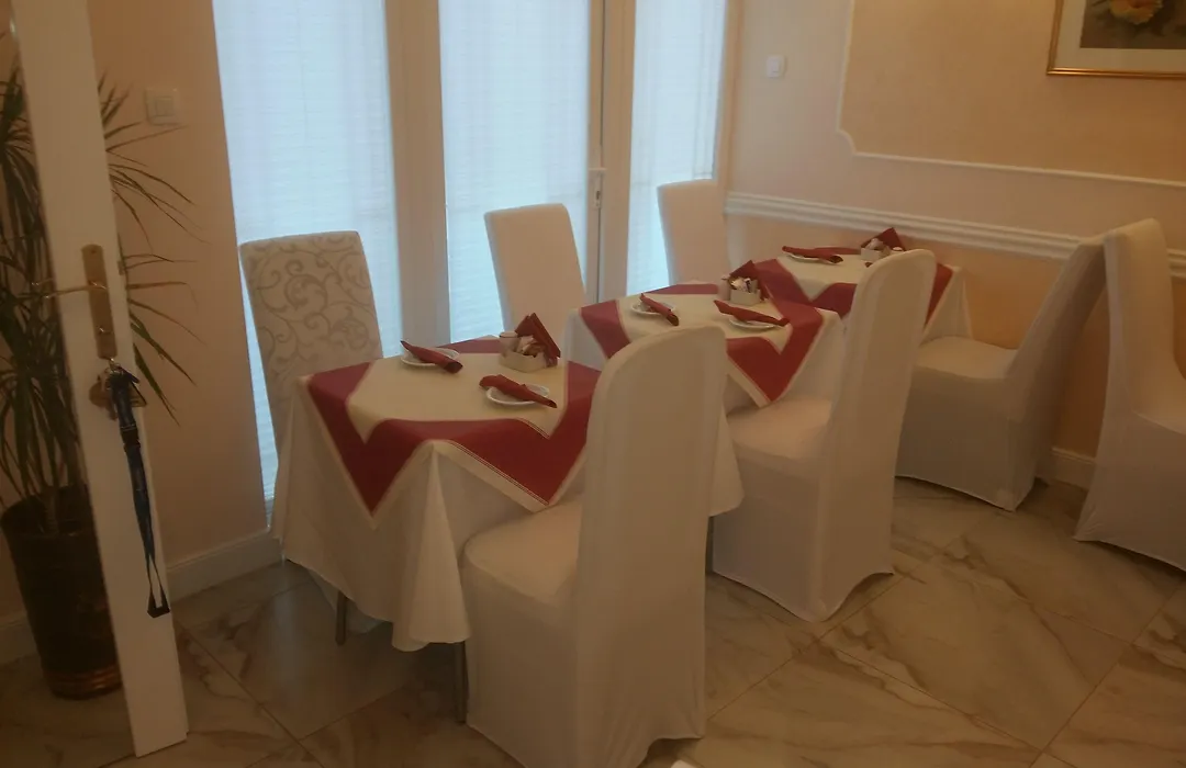 Villa Triana-Adults Only-1